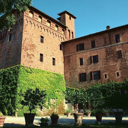 Castello Di San Fabiano Guest House Монтерони-д'Арбия Экстерьер фото