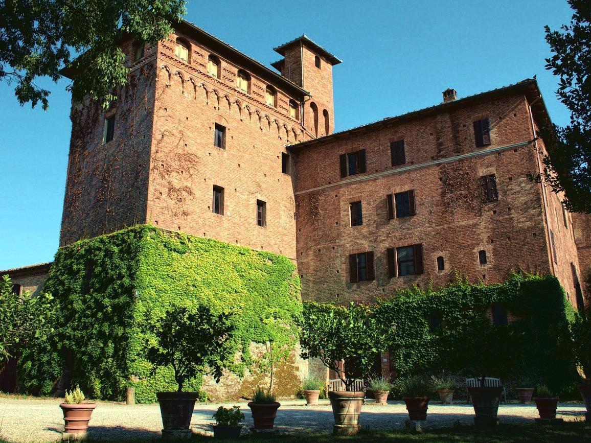 Castello Di San Fabiano Guest House Монтерони-д'Арбия Экстерьер фото